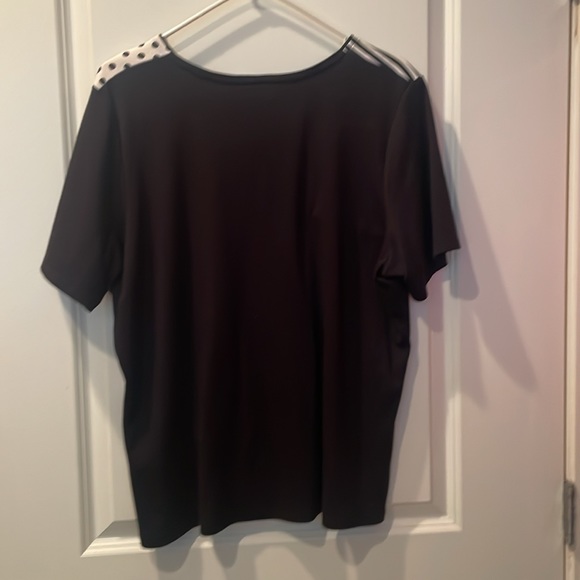 Allison Daley black graphic tee shirt. - Picture 5 of 5